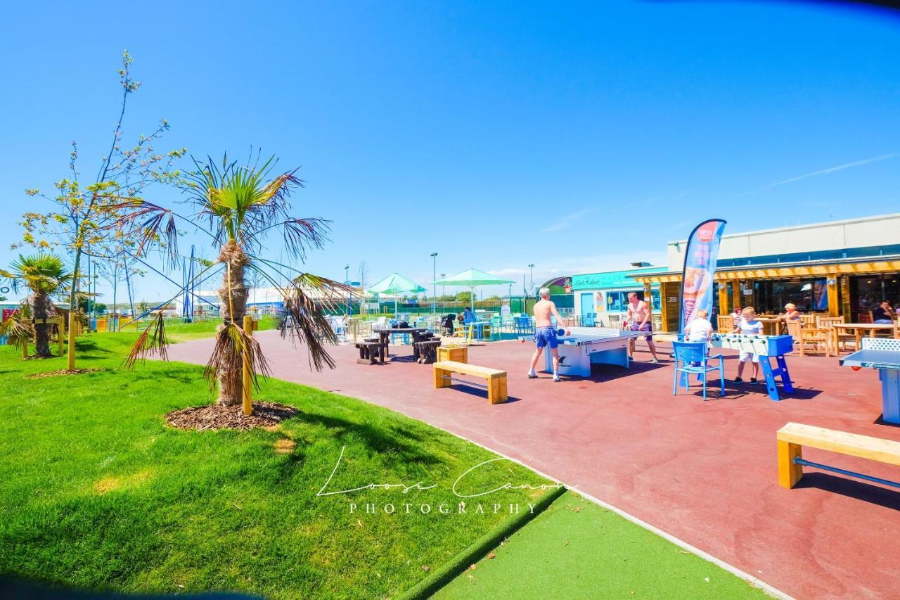 Sea 'N' Stars Platinum Plus Holiday Home With Views, Free Wifi And Netflix Camber Dış mekan fotoğraf