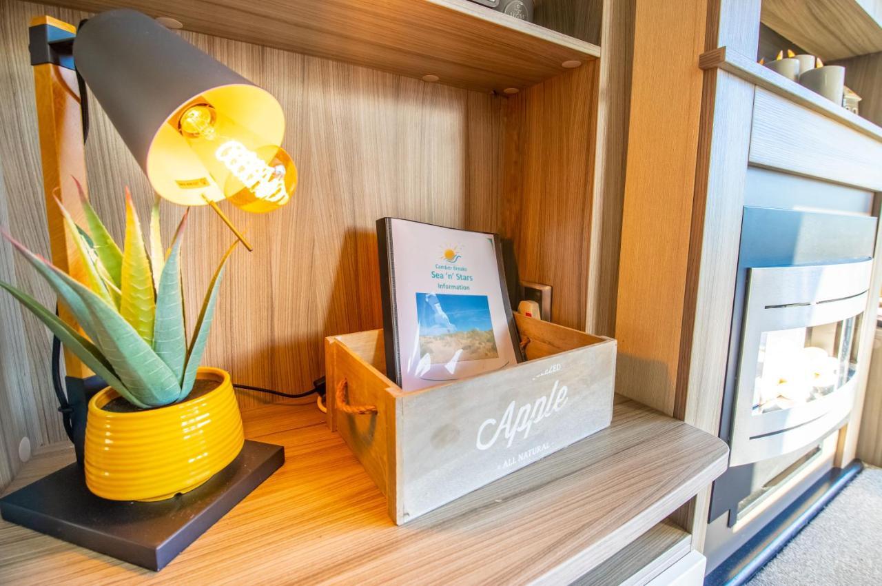 Sea 'N' Stars Platinum Plus Holiday Home With Views, Free Wifi And Netflix Camber Dış mekan fotoğraf